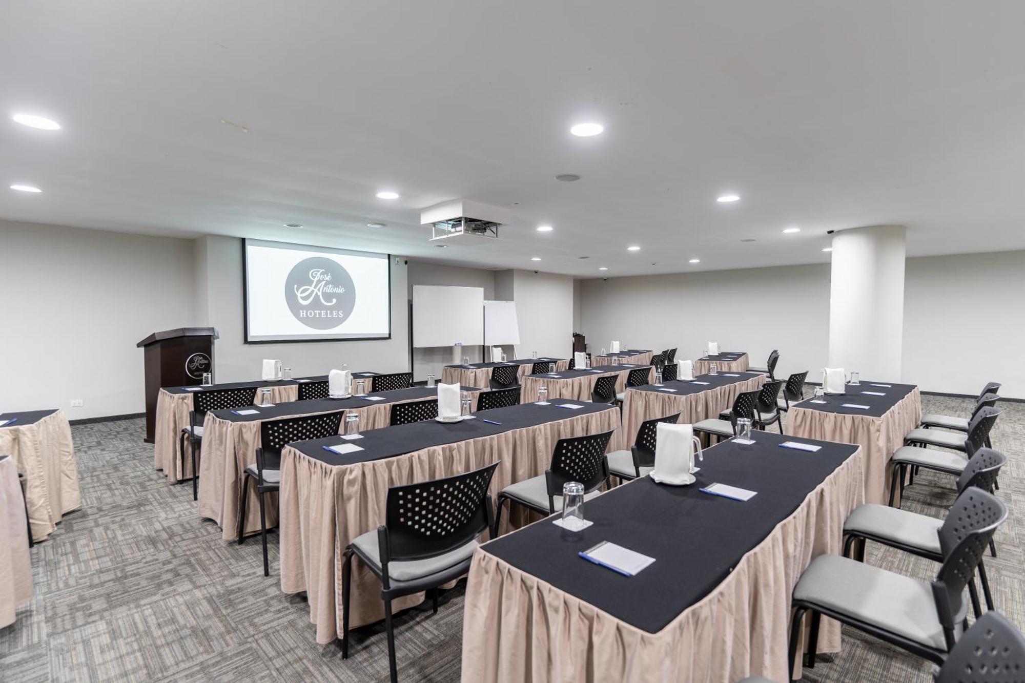 Jose Antonio Executive Hotel Lima Exterior foto